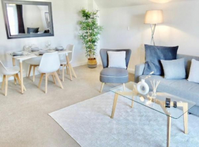 4 Beds 2 Bath Close To Gen-hospital Free Parking